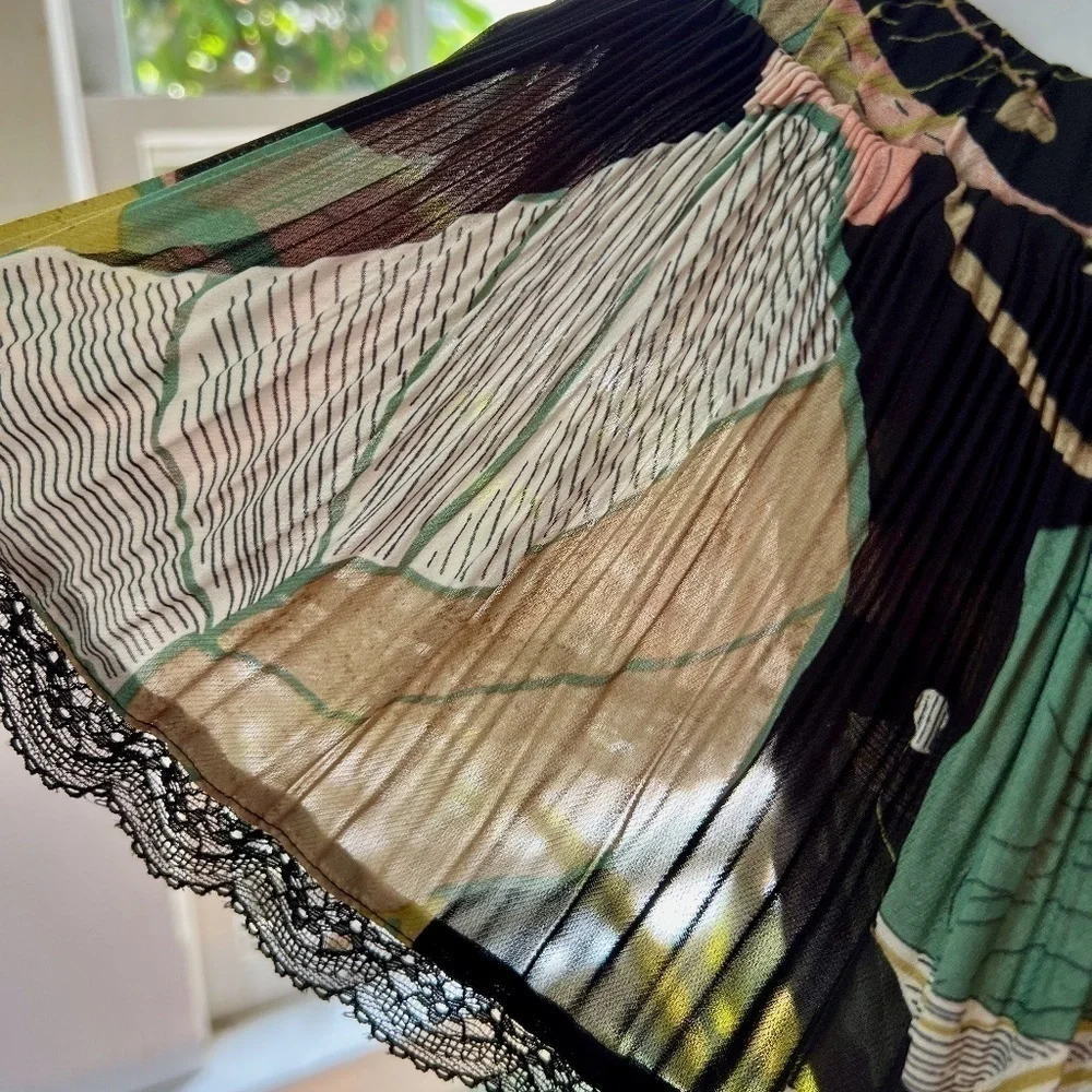 Beulah Style Black Floral Off Shoulder Full Length Maxi Dress Size M/L - Picture 9 of 12